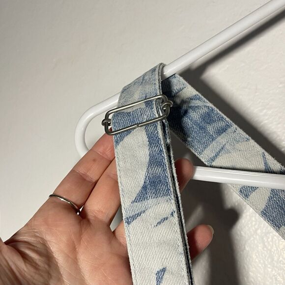 Zara Trafaluc Overalls Shortalls Size Medium Floral Acid Wash Denim Adjustable - Picture 5 of 13